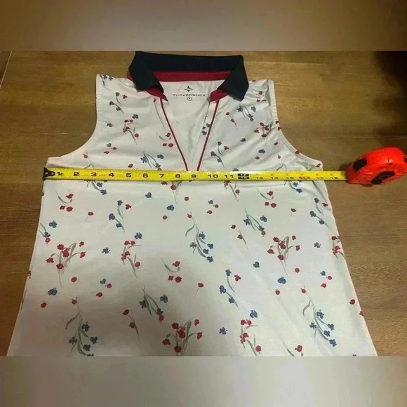Tuckernuck Sport Hyannis Floral Sleeveless Polo - Picture 7 of 10